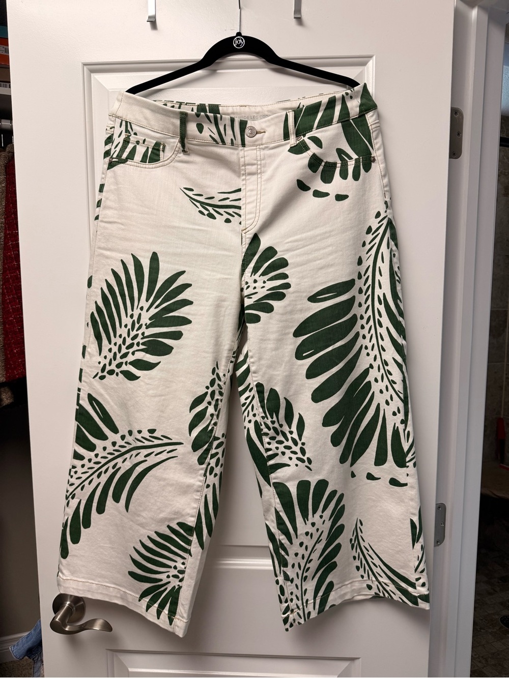 Chico's White Wide-Leg Bottoms with Green Palm Print